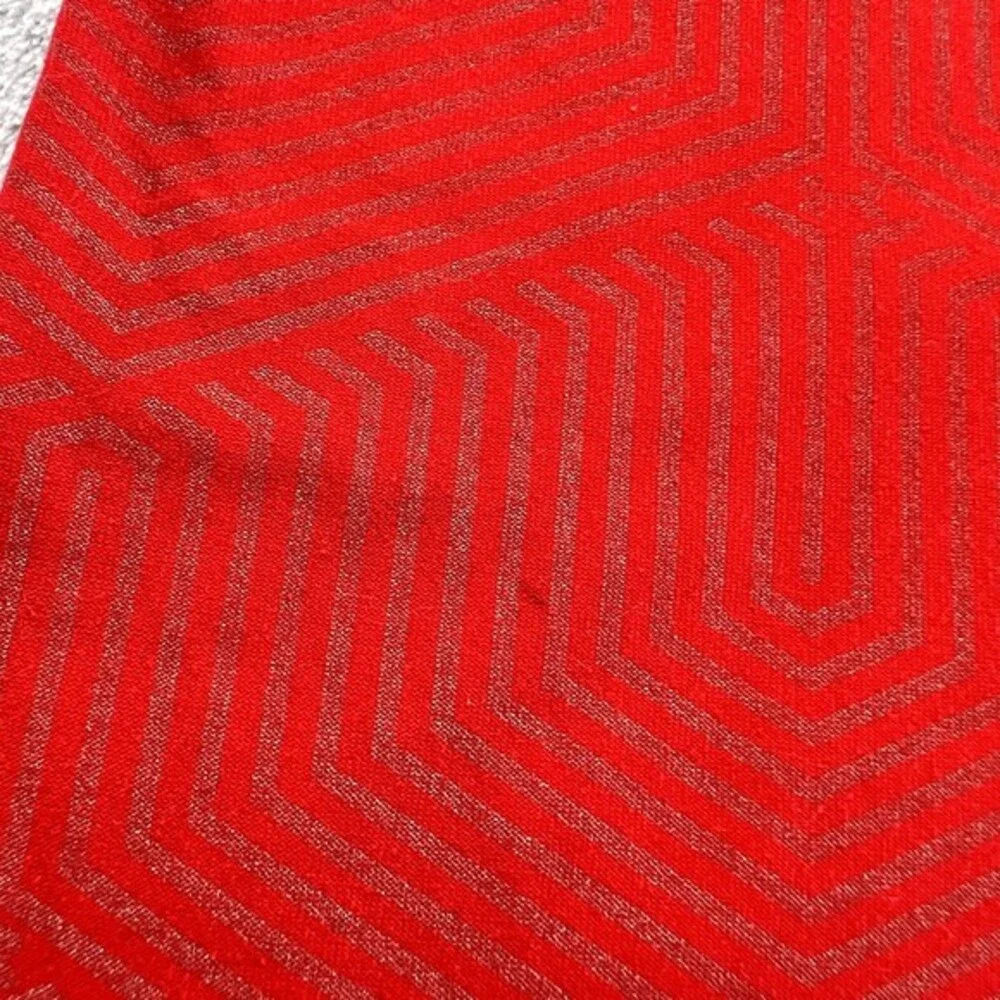 Under Armour Shirt Youth 2XL Boys XXL Red Short Sleeve HeatGear Athletic Workout